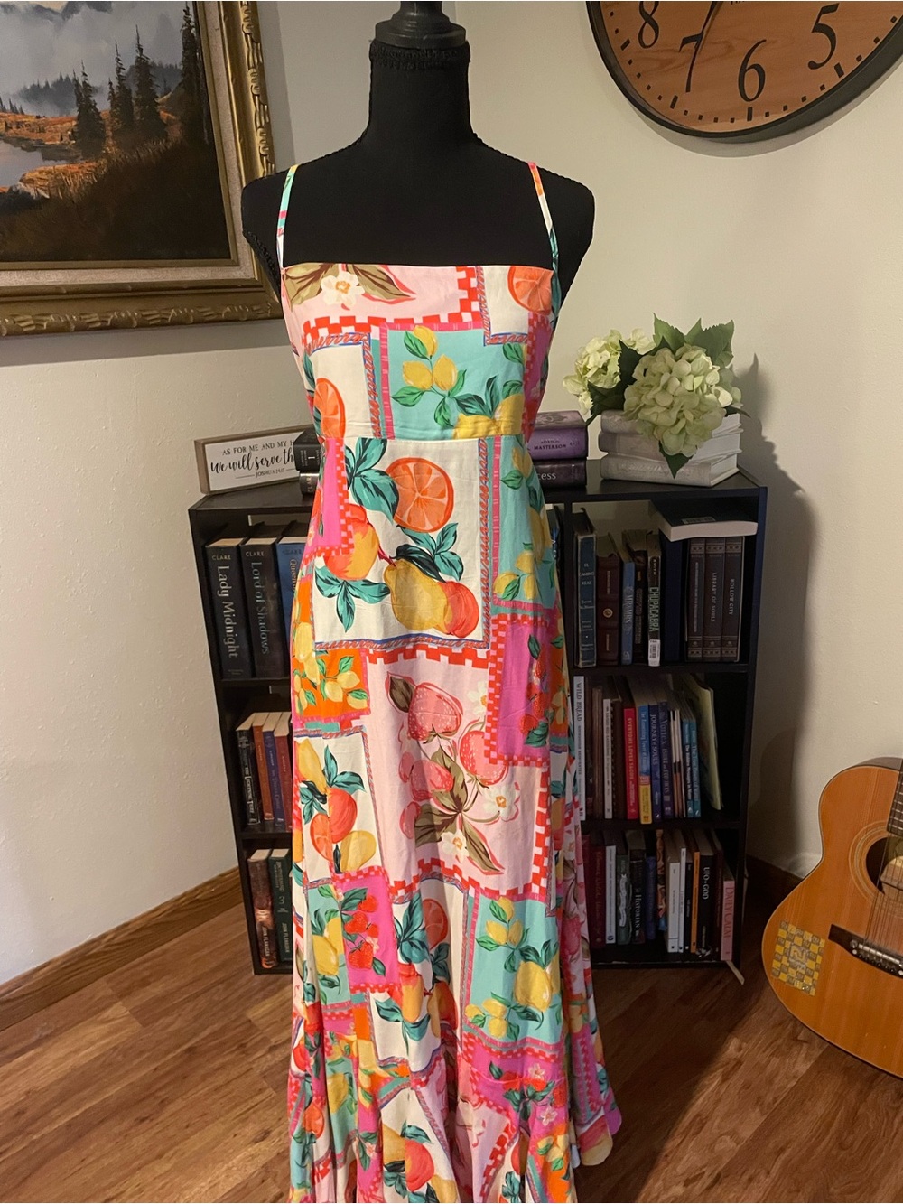 Summer Citrus-Inspired Backless Dress